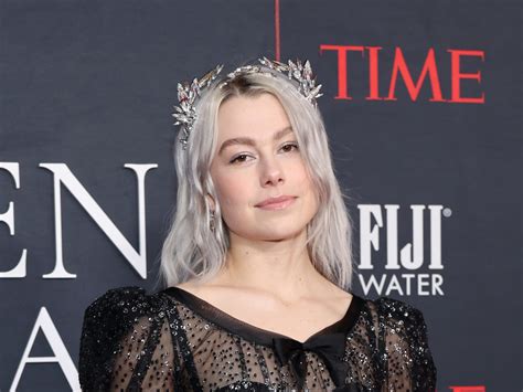 phoebe bridgers topless|Fans stunned as Phoebe Bridgers flashes crowd during her